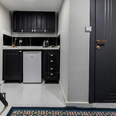 Cozy & Comfy Studio At Beyoglu - 25